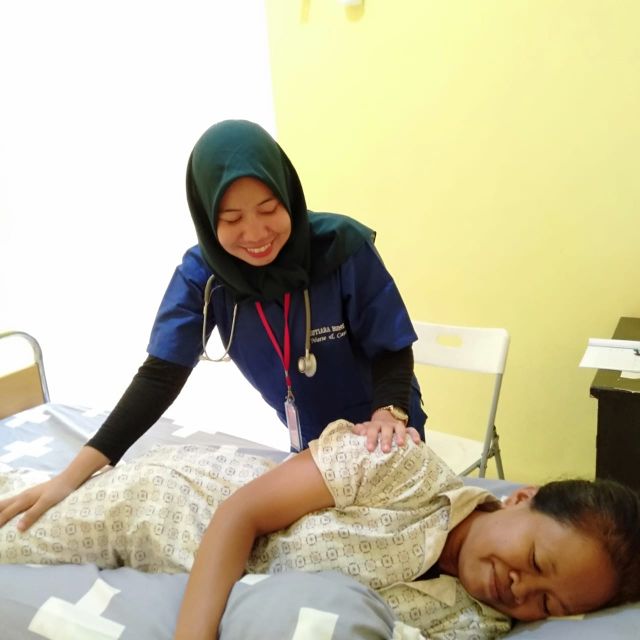 lowongan-kerja-caregiver